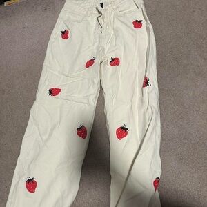 Cider Cream Pants with Red Strawberry Print